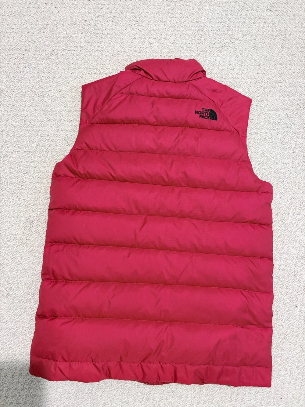 The North Face Men’s Small Red 550 Fill Down Puffer Vest